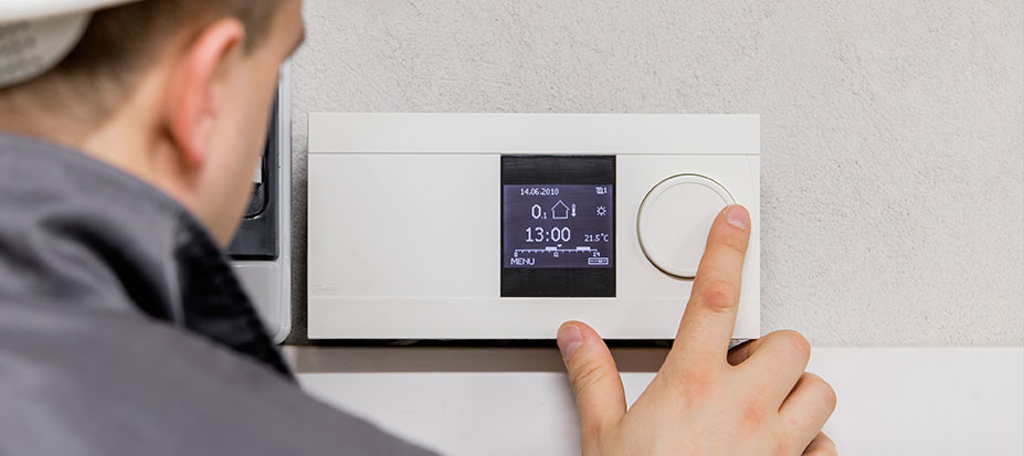 Smart Programmable Thermostat Installation – Save Energy and Money